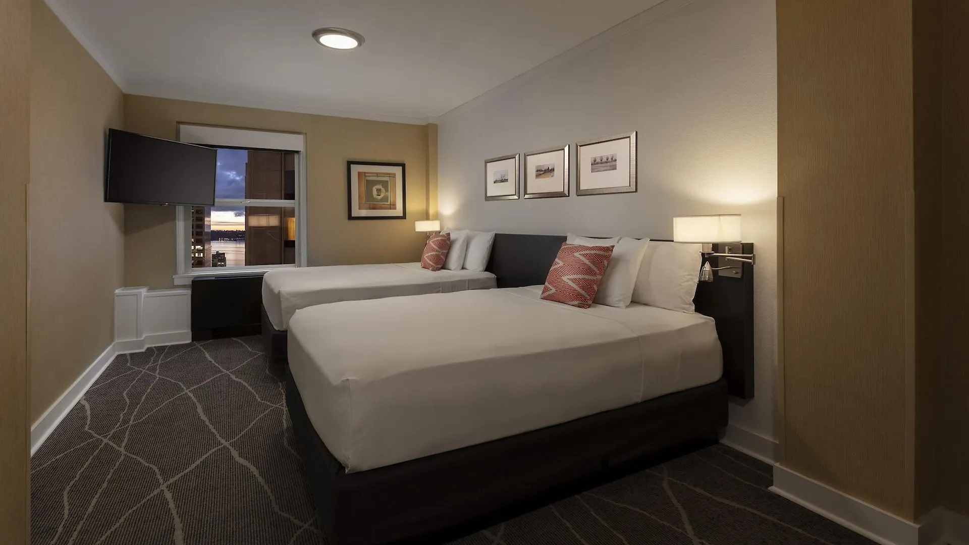 Executive Hotel Pacific Seattle 3*,